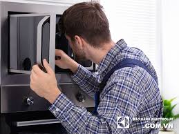 sửa lò vi sóng electrolux tại HCM
